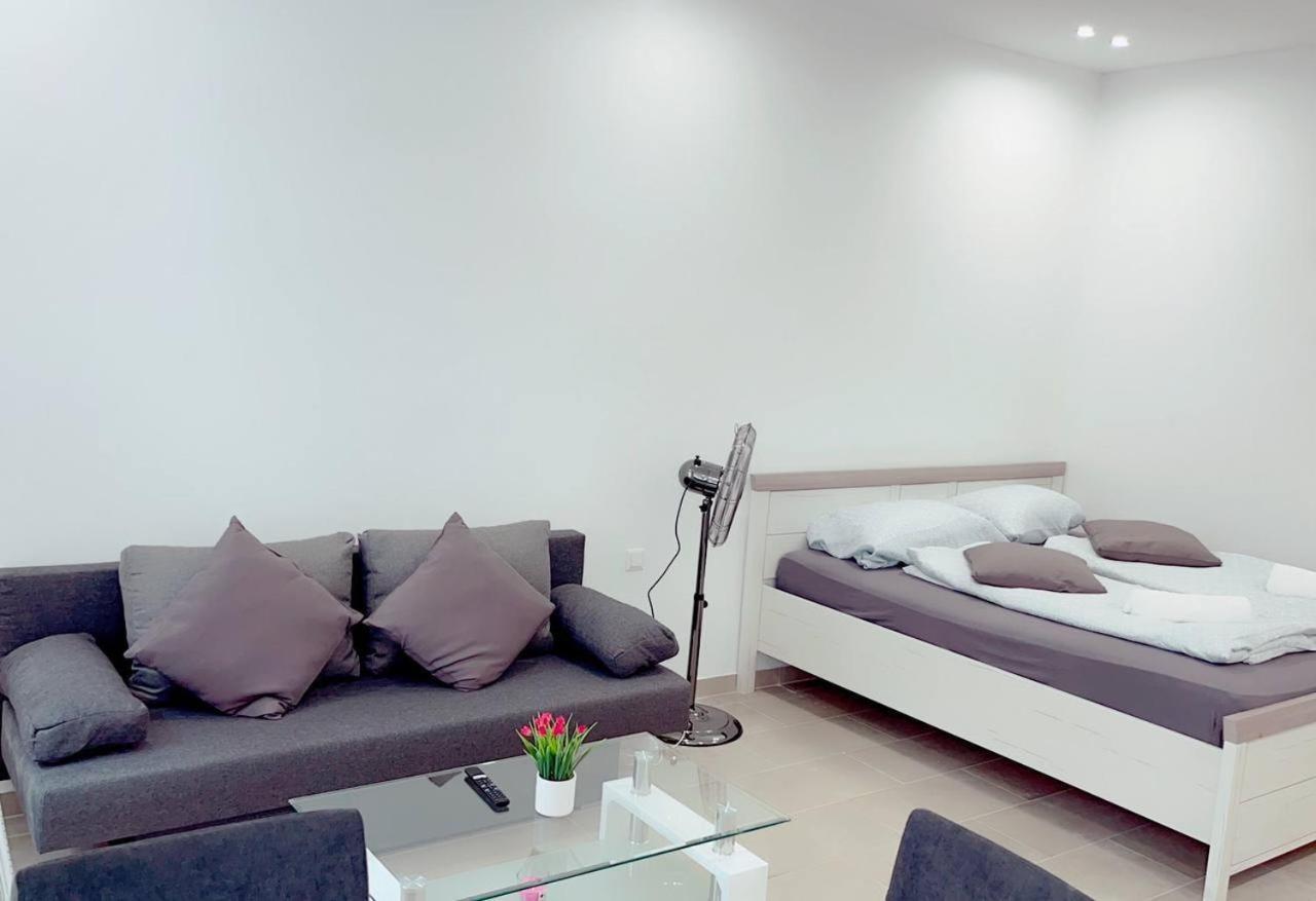 Queen Apartment 4P Wl Vienna Exterior photo