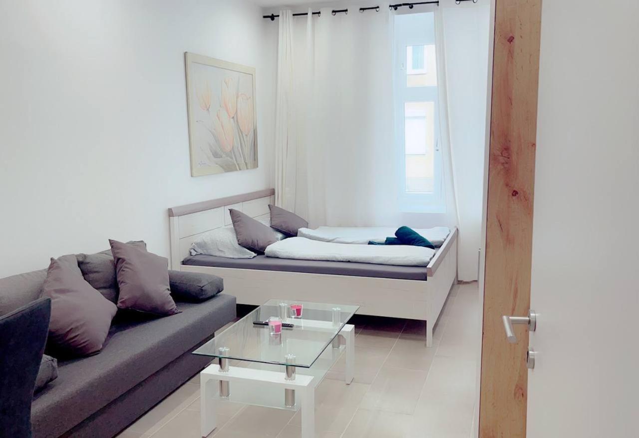 Queen Apartment 4P Wl Vienna Exterior photo